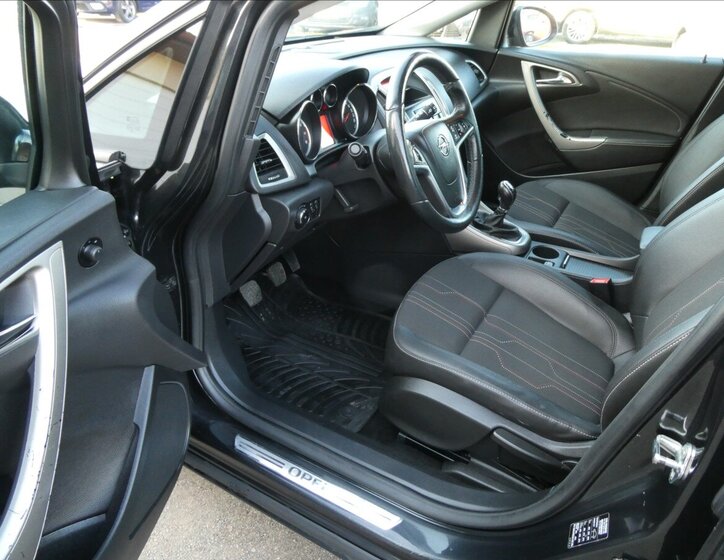 Opel Astra Kombi 1,4 l 88 kw