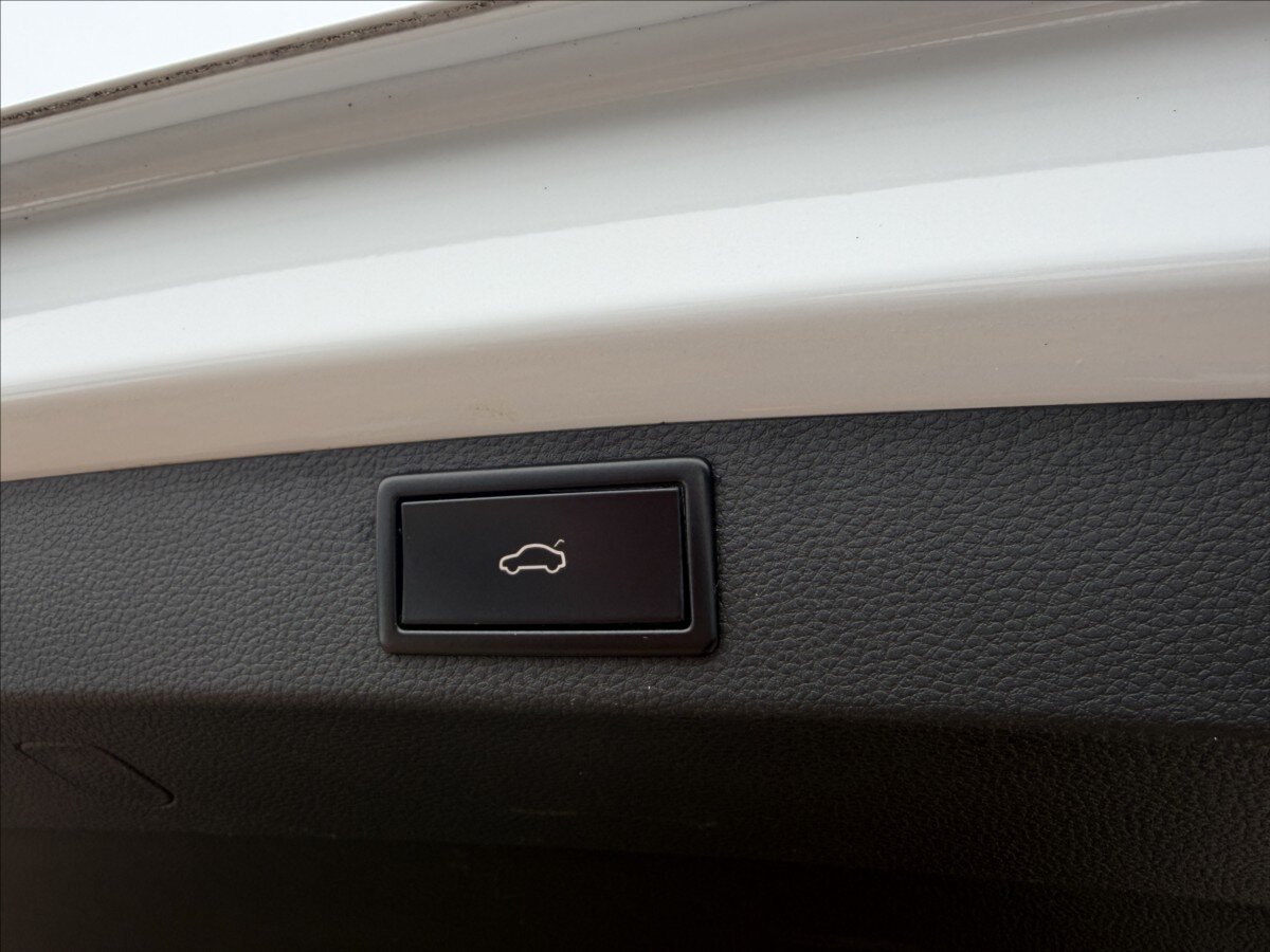 Škoda Karoq SUV 2,0 l 140 kw