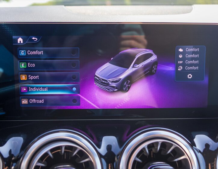 Mercedes-Benz GLA SUV 2,0 l 110 kw