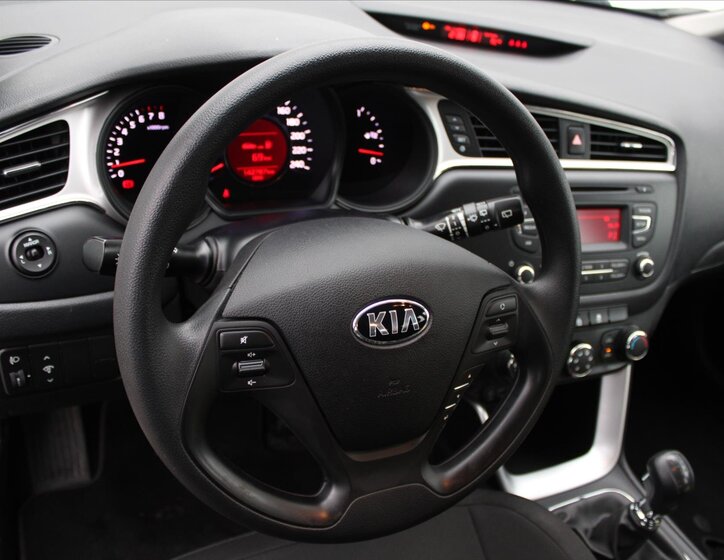 KIA Ceed 13