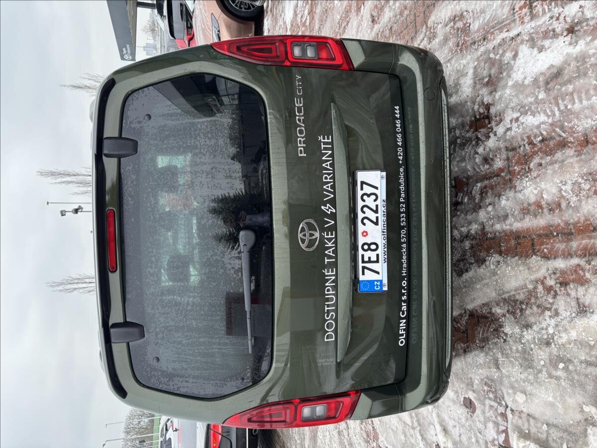 Toyota ProAce City Verso MPV 1,5 l 96 kw