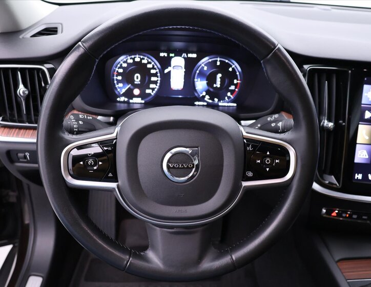 Volvo V60 Kombi 2,0 l 140 kw