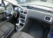 Peugeot 307 Kupé 2,0 l 100 kw