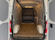 Mercedes-Benz Sprinter 14