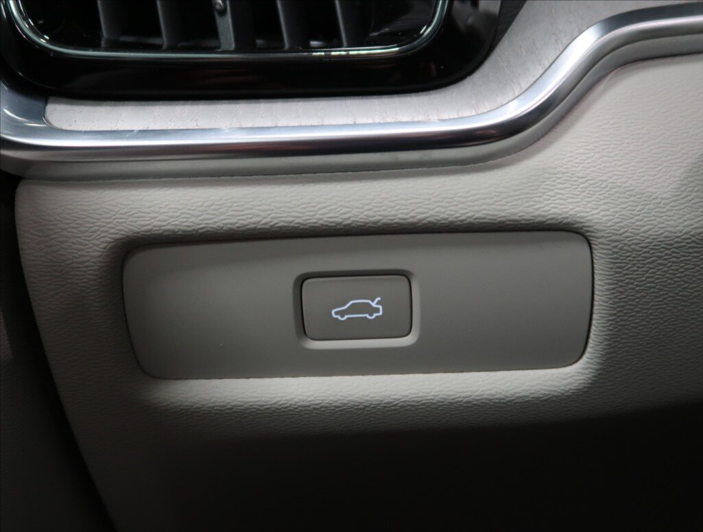 Volvo S60 Sedan / Limuzína 2,0 l 184 kw