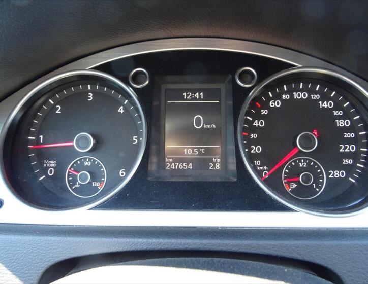 Volkswagen Passat CC 21