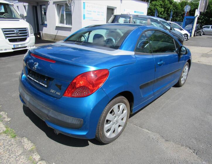Peugeot 207 15