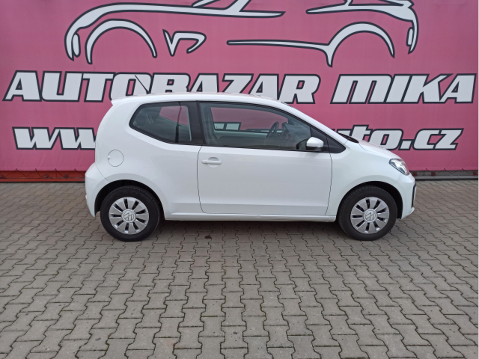Volkswagen up! 6
