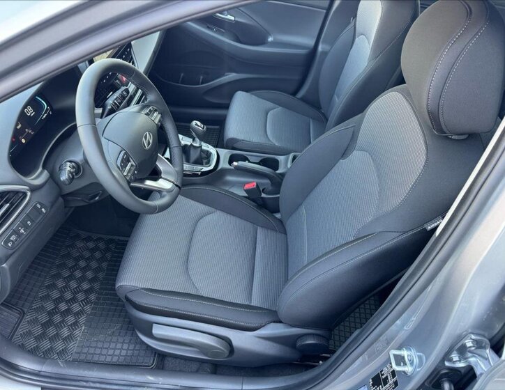 Hyundai i30 Hatchback 998,0 85 kw