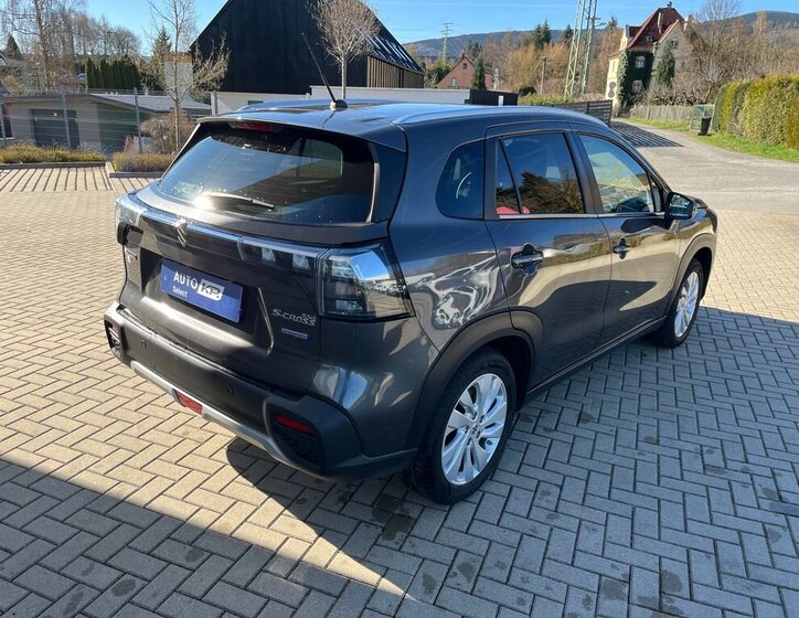 Suzuki S-Cross SUV / Terénní 1,4 l 95 kw