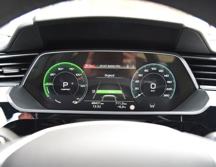 Audi e-tron SUV 0,0 300 kw