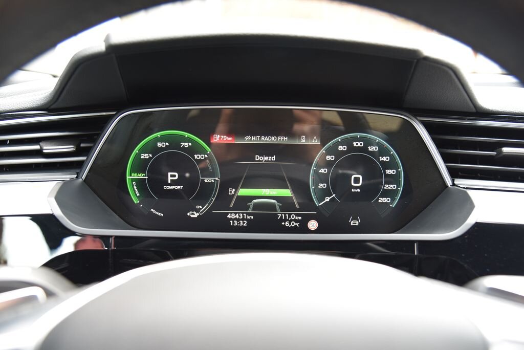 Audi e-tron SUV 0,0 300 kw