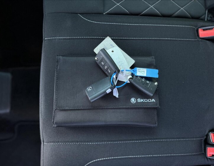 Škoda Karoq Kombi 1,5 l 110 kw