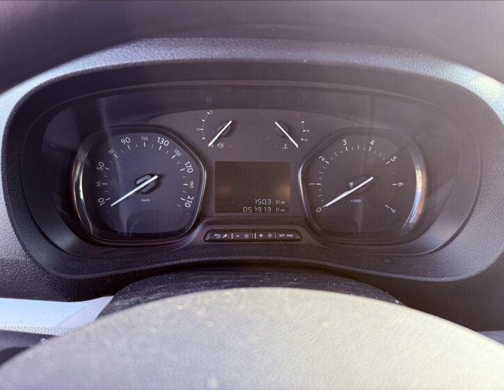 Citroën SpaceTourer 8