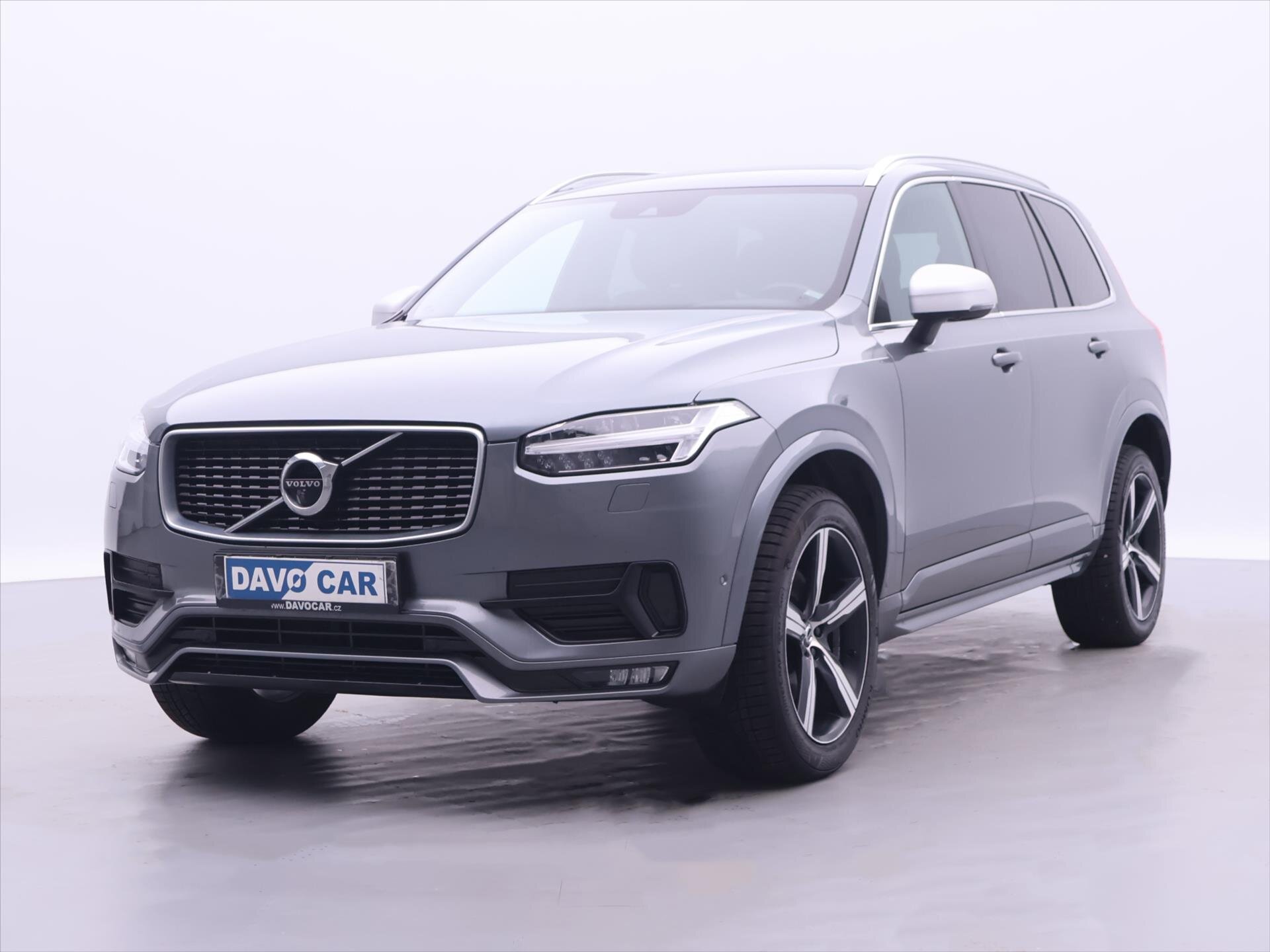 Volvo XC90 SUV / Terénní 2,0 l 173 kw