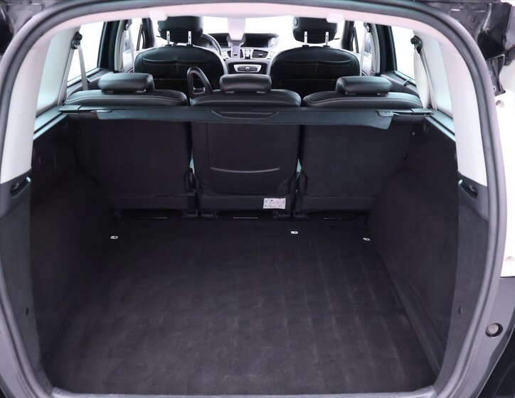 Renault Grand Scénic 10