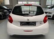 Peugeot 208 5