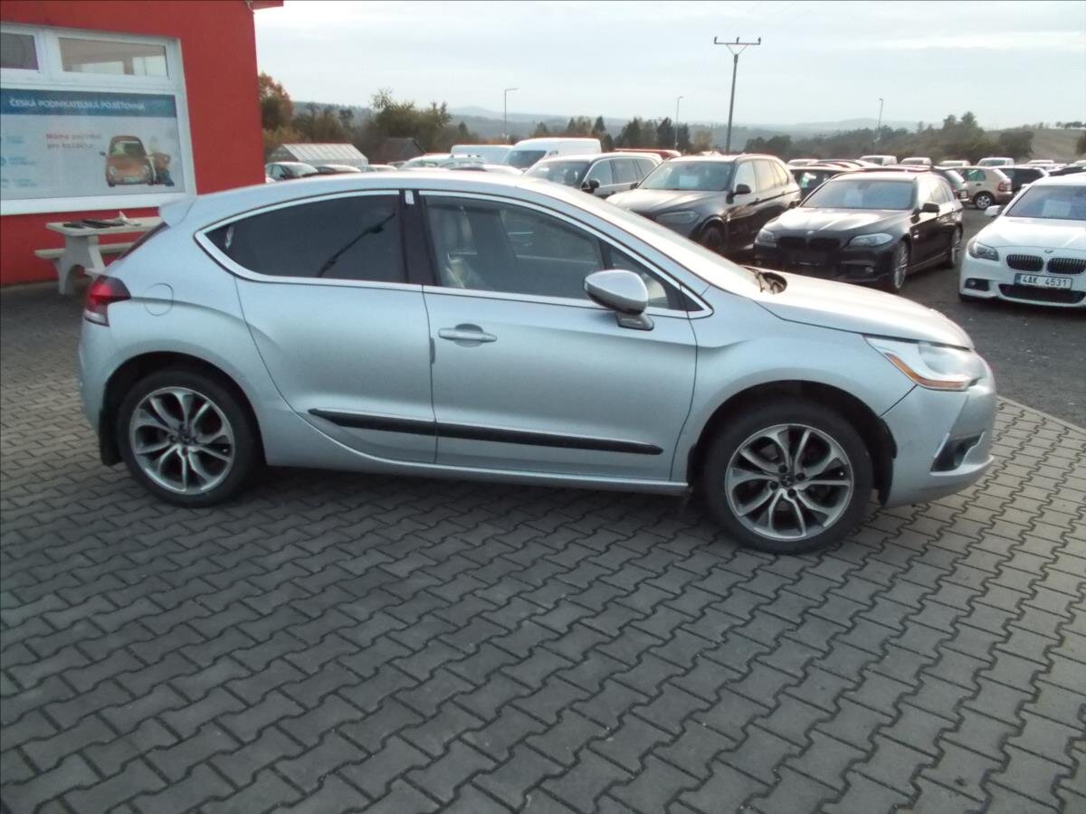 Citroën DS4 Hatchback 1,6 l 120 kw