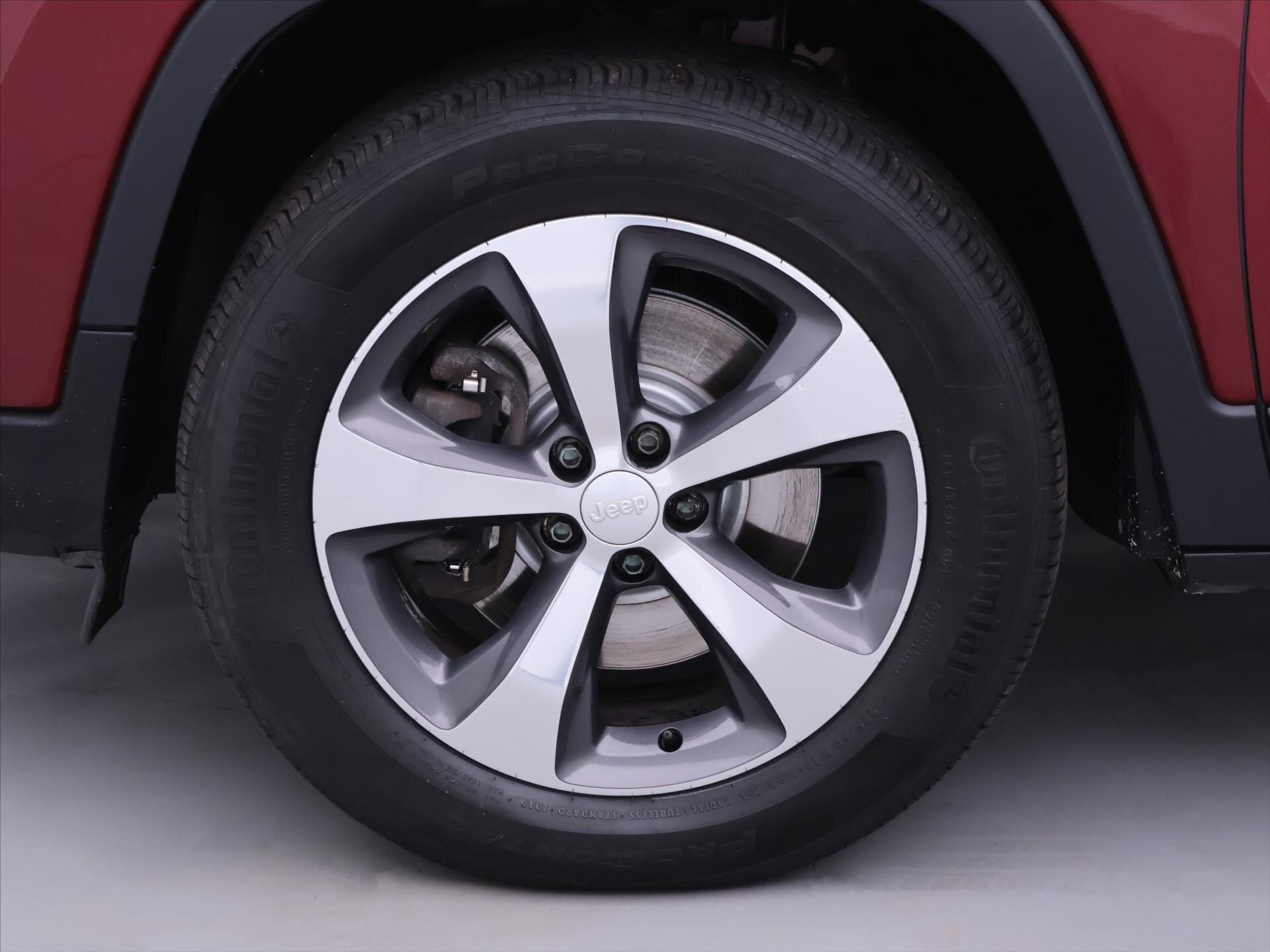 Jeep Cherokee SUV / Terénní 3,2 l 200 kw