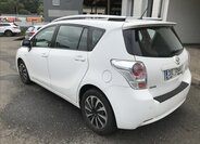 Toyota Verso 6
