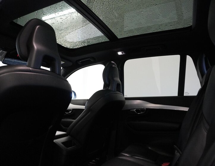 Volvo XC90 SUV 2,0 l 173 kw