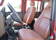 Land Rover Defender SUV / Terénní 2,4 l 90 kw