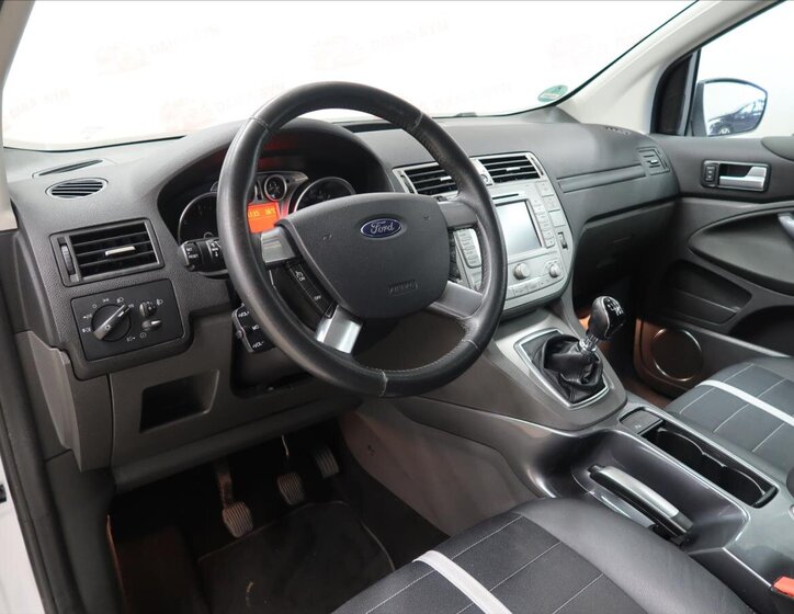 Ford Kuga SUV / Terénní 2,0 l 103 kw