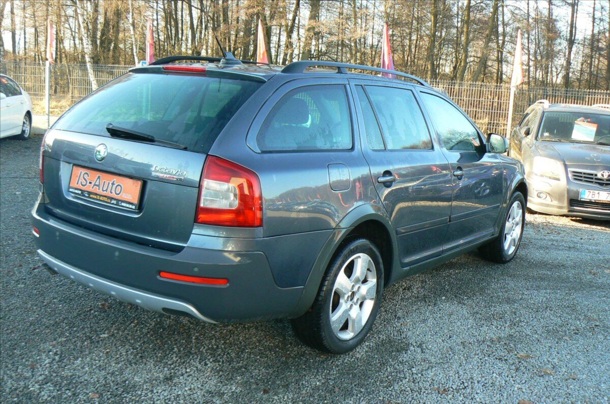 Škoda Octavia Kombi 2,0 l 103 kw