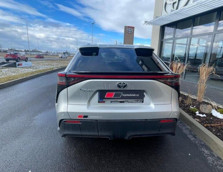 Toyota bZ4X SUV / Terénní 0,0 150 kw