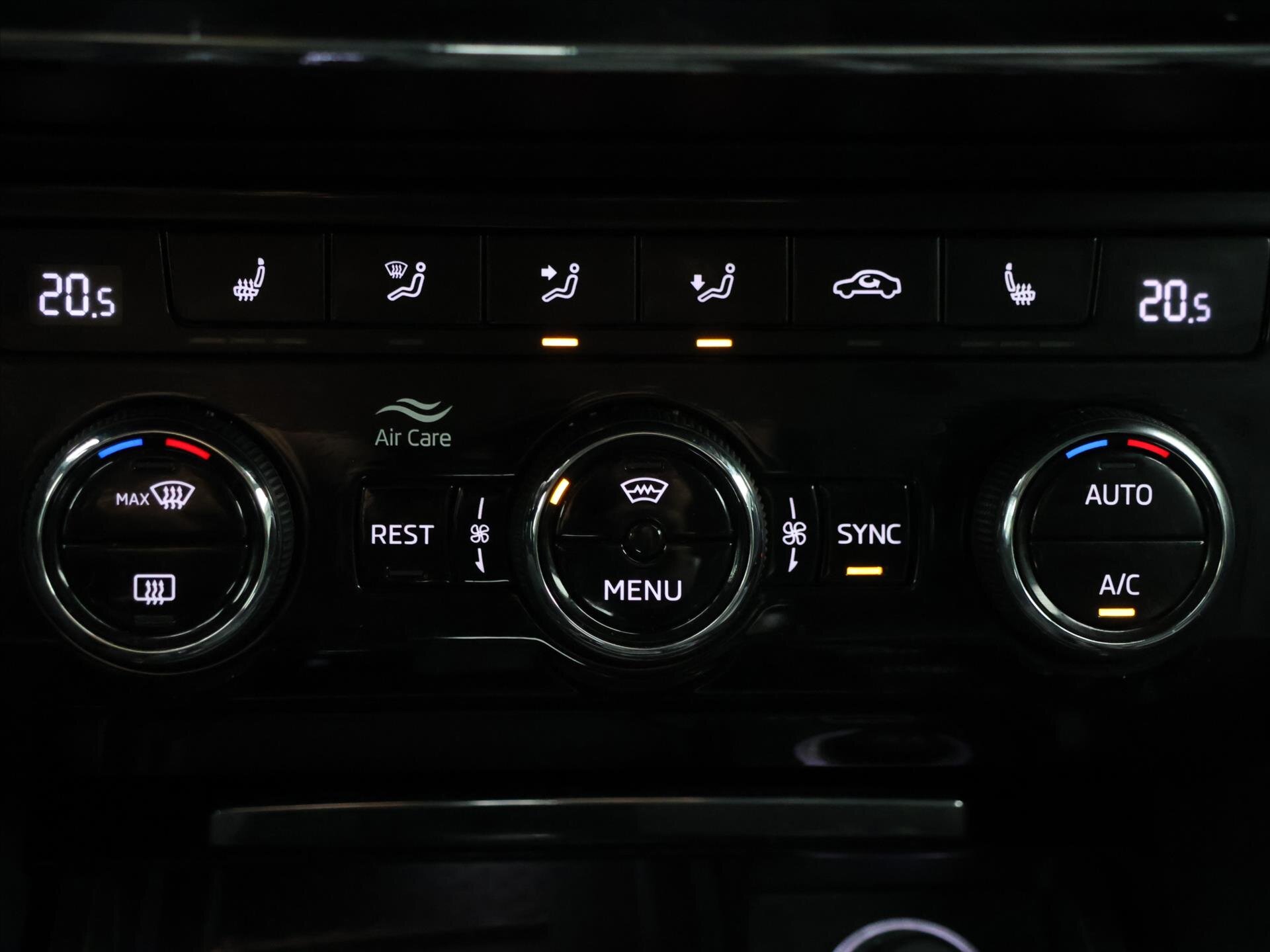 Škoda Superb Kombi 2,0 l 140 kw