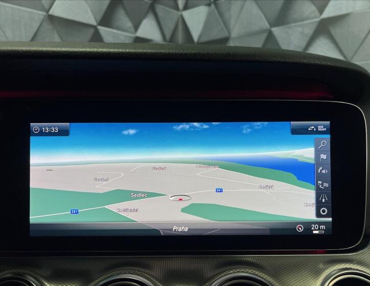 Mercedes-Benz Třídy E 13