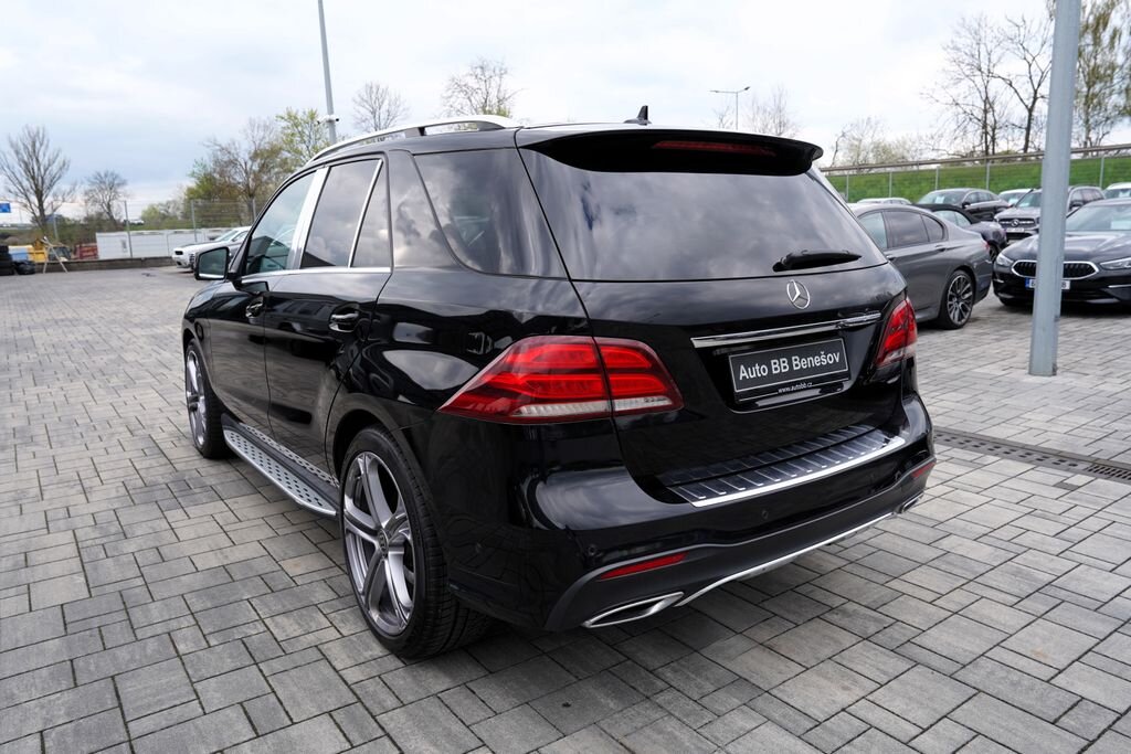 Mercedes-Benz GLE SUV / Terénní 3,0 l 190 kw