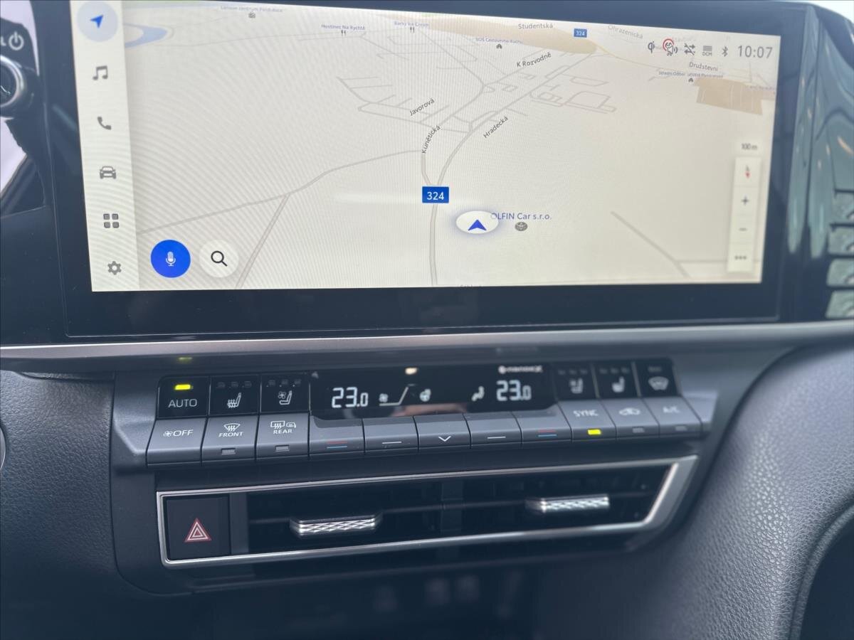 Toyota Camry Sedan 2,5 l 137 kw