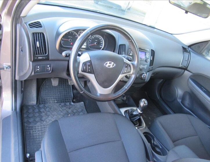 Hyundai i30 Hatchback 1,4 l 80 kw