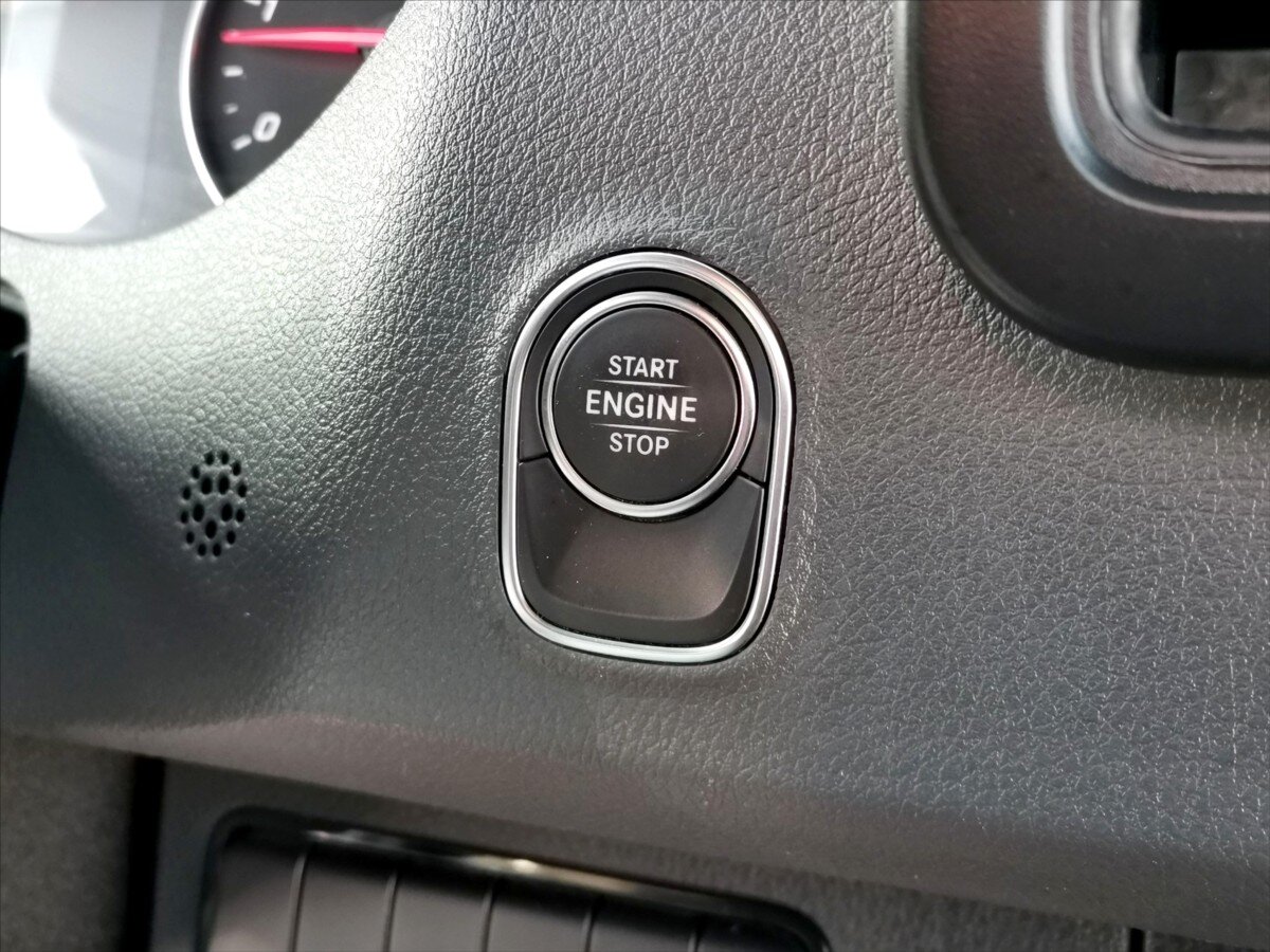 Mercedes-Benz Sprinter Valník 3,0 l 140 kw