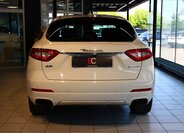 Maserati Levante SUV 3,0 l 316 kw