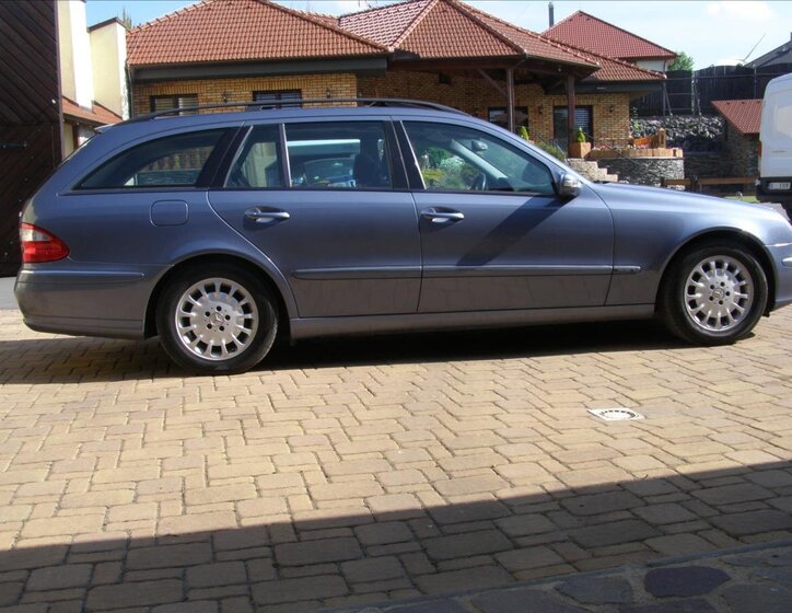 Mercedes-Benz Třídy E 6