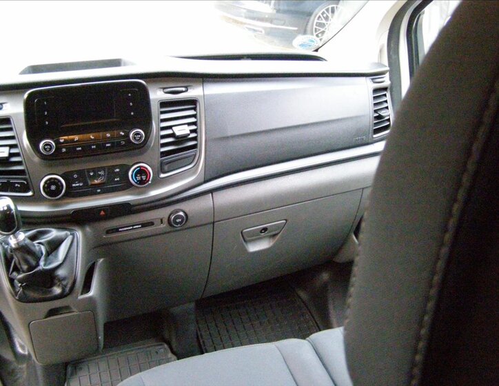 Ford Transit Custom Kombi 2,0 l 77 kw