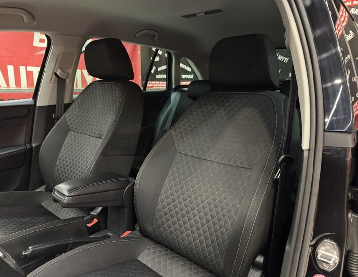 Škoda Rapid Hatchback 1,2 l 66 kw