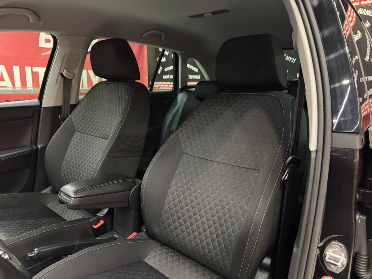 Škoda Rapid Hatchback 1,2 l 66 kw