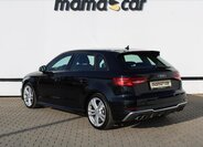 Audi S3 Hatchback 2,0 l 221 kw