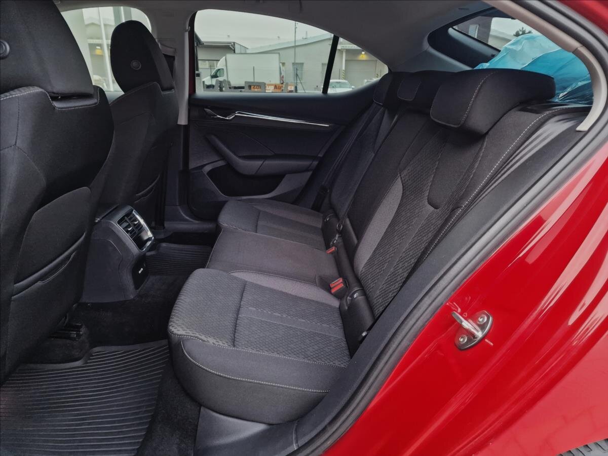 Škoda Octavia Liftback 1,5 l 110 kw