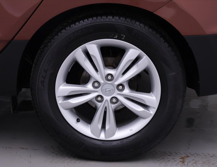 Hyundai ix35 SUV / Terénní 1,6 l 99 kw