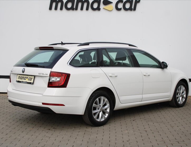 Škoda Octavia Kombi 2,0 l 110 kw