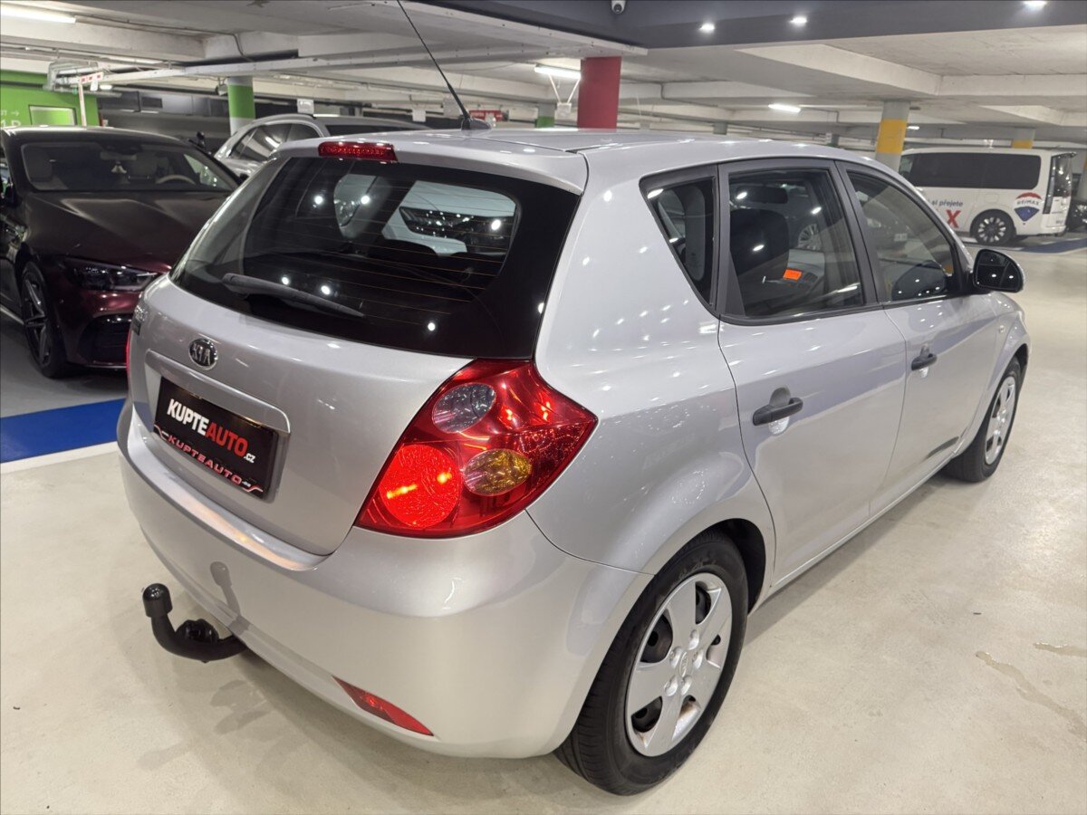 KIA Ceed Hatchback 1,4 l 80 kw