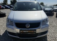 Volkswagen Touran 2