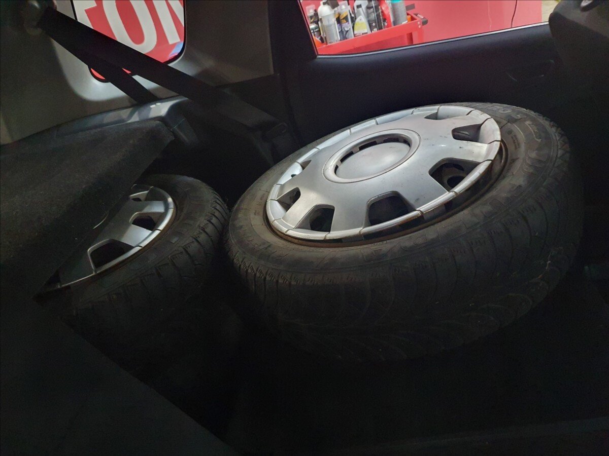 Subaru Justy Hatchback 1,3 l 68 kw