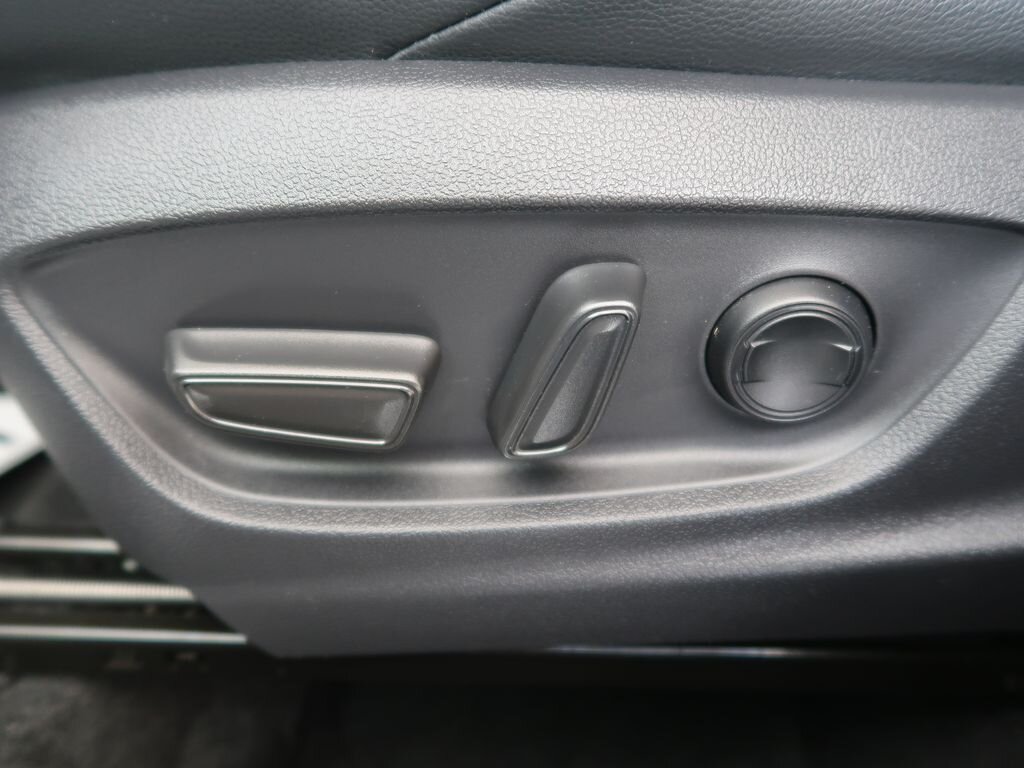 Toyota Corolla Cross Hatchback 2,0 l 112 kw