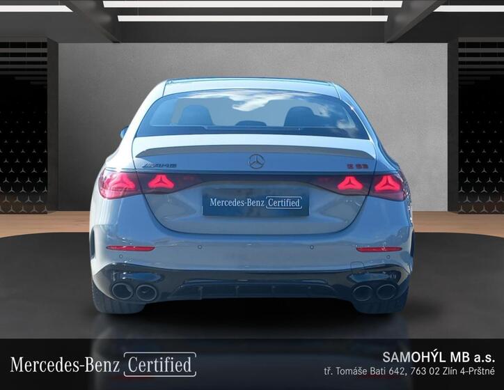 Mercedes-Benz Třídy E 4