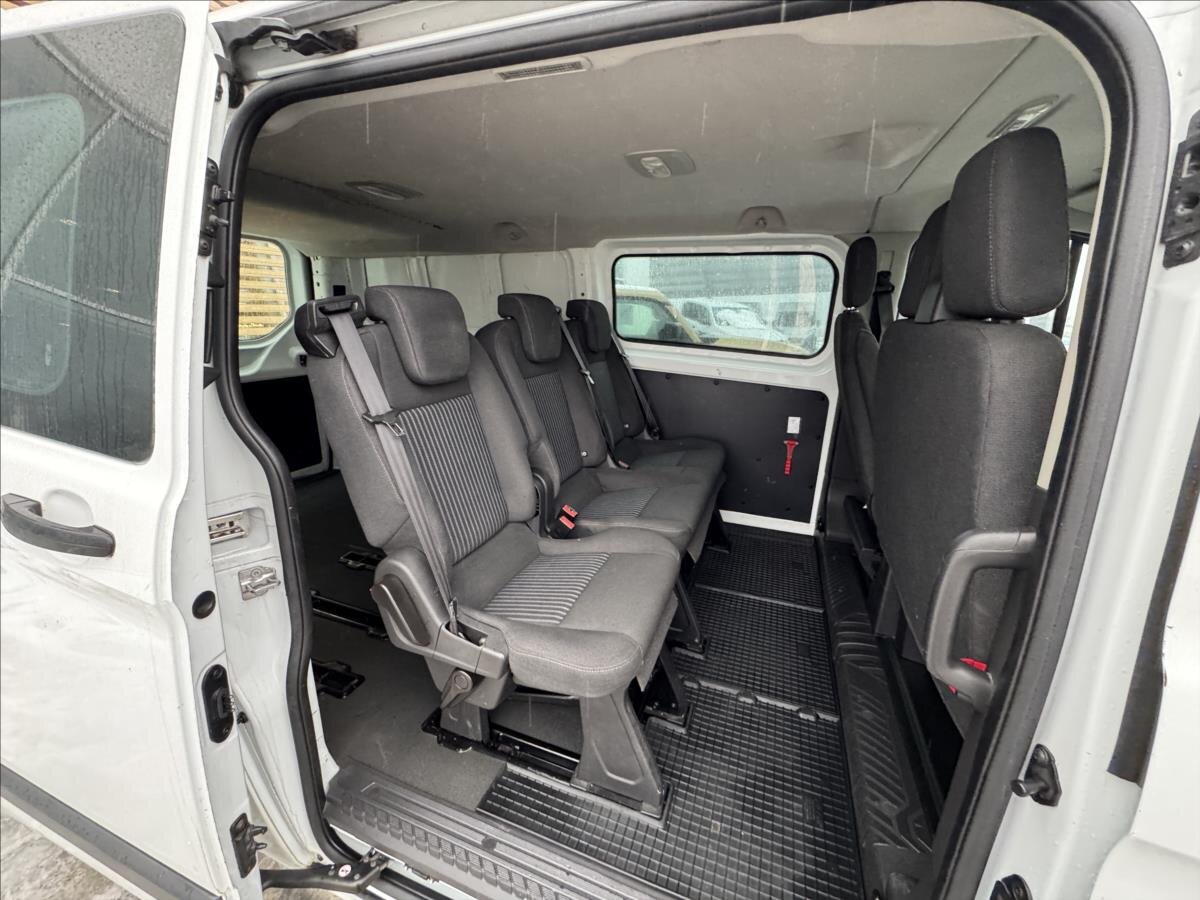 Ford Transit Custom VAN-Minibus 2,0 l 96 kw